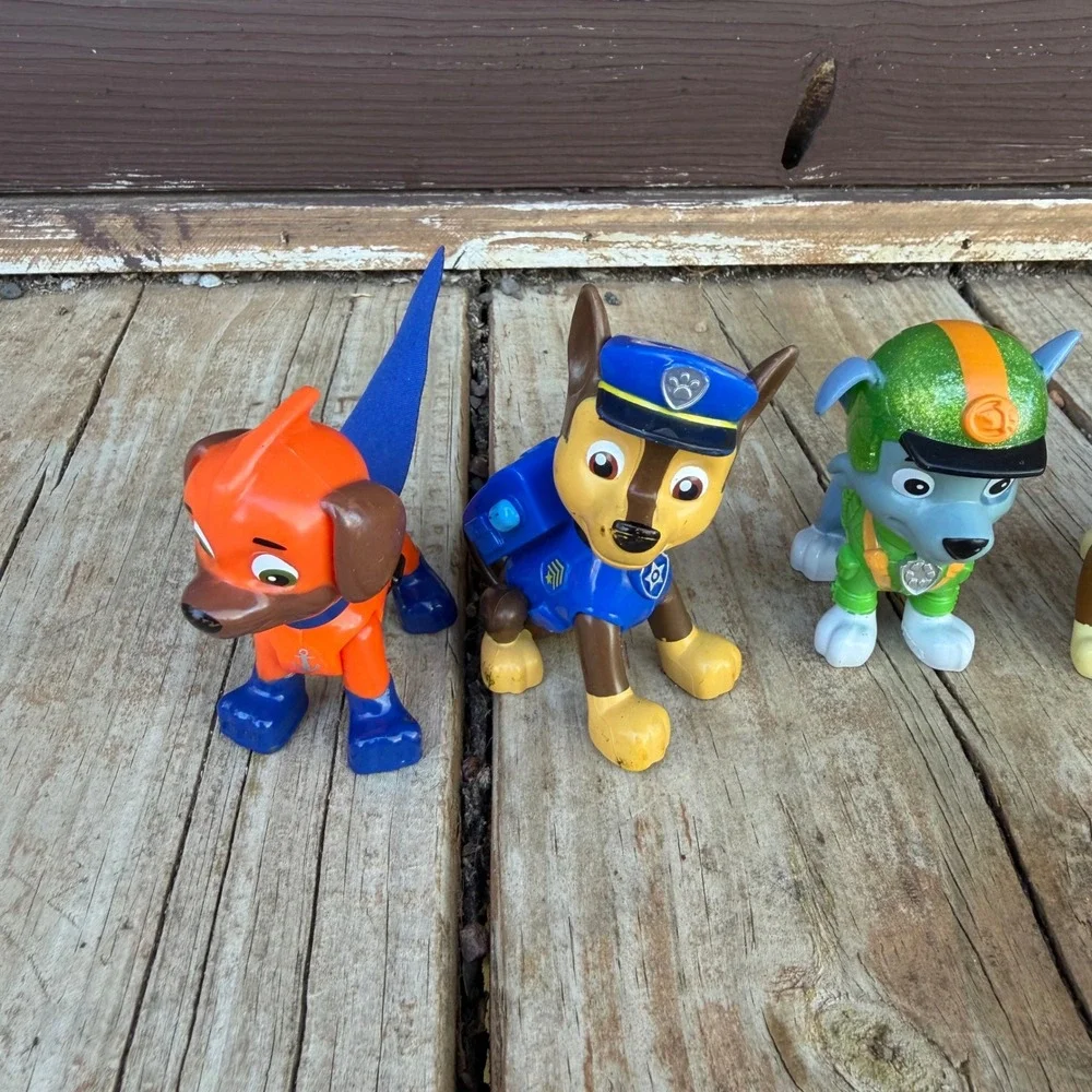 Paw Patrol Toy Figures Kids Multicolor Lot of 6 Zuma Chase Rocky Rubble Everest